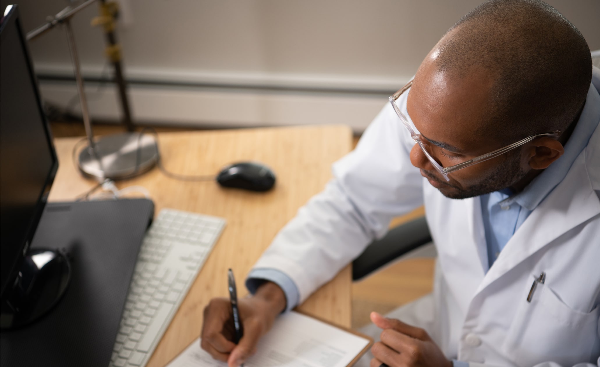 Conduct scientific studies with accuracy and ease Image