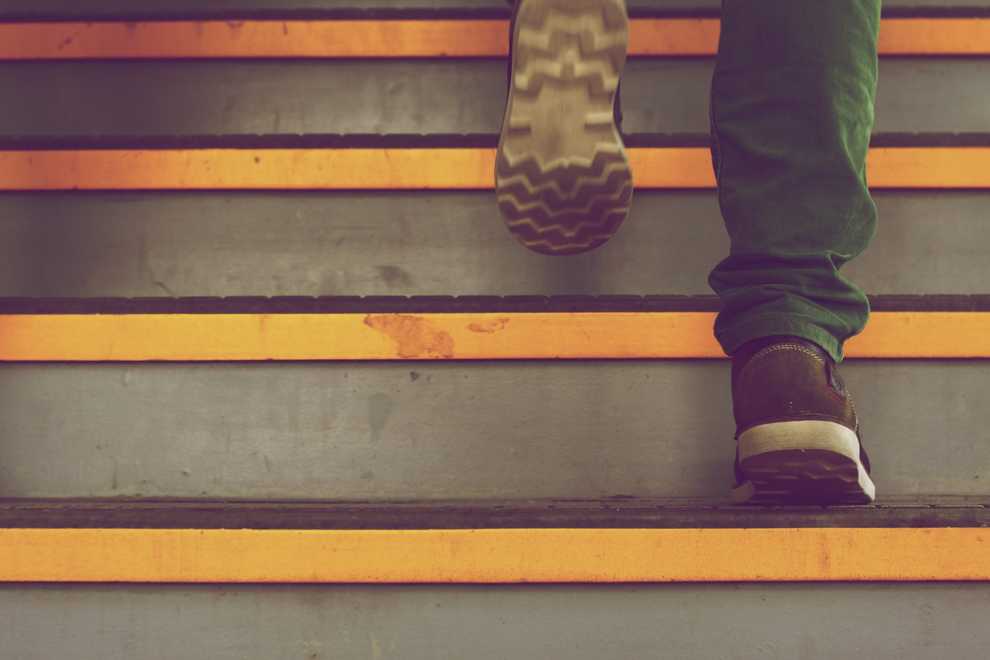 4 Ways to Leverage Your Social Networks to Get Fit