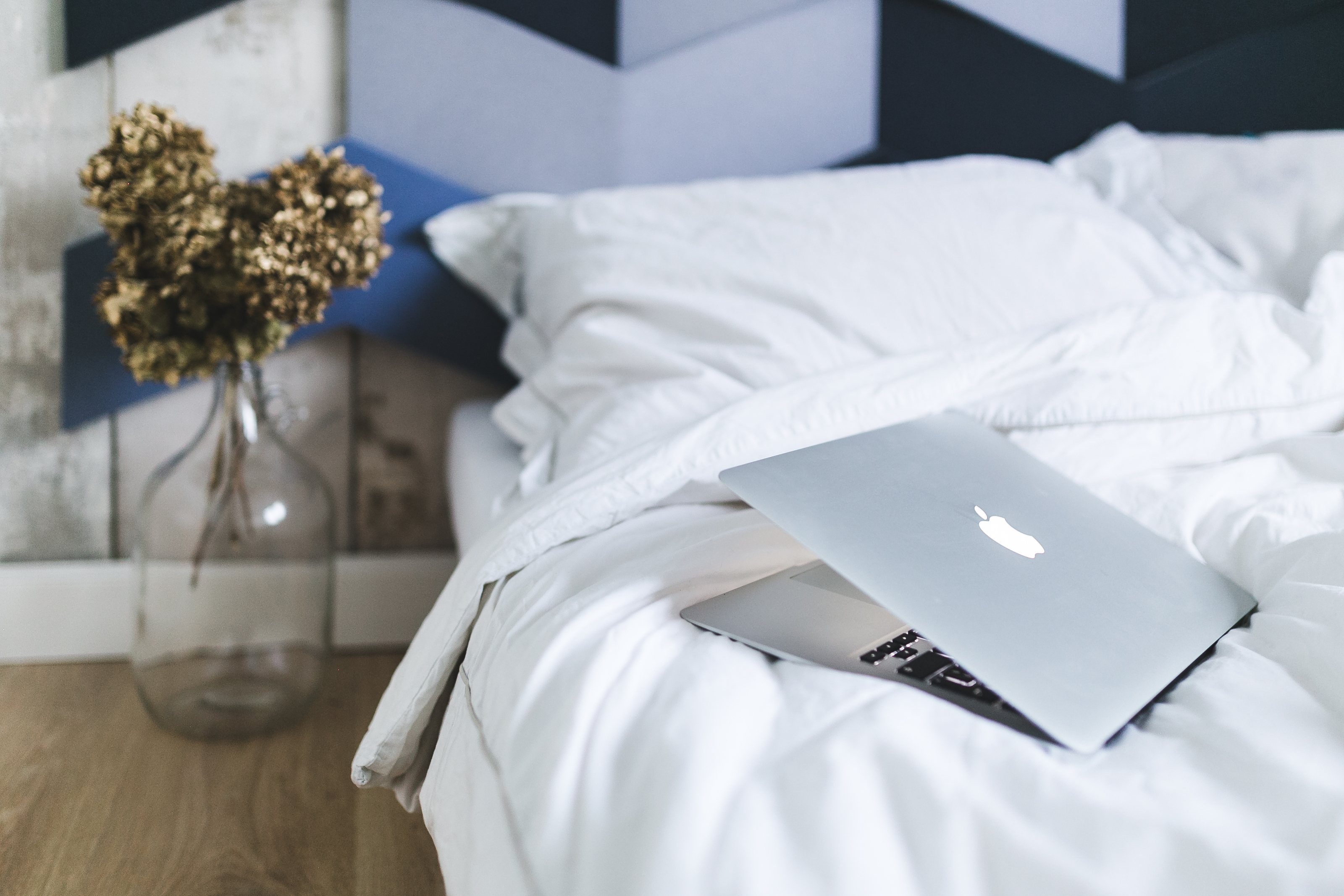 Infographic: 10 Sleep Tips To Help You Have Great Nights